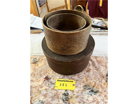 LOT OF (3) 19TH CENTURY PRIMITIVE SHAKER BENT WOOD CHEESE BAND BOXES DIAMETERS: 9", 11", 14"