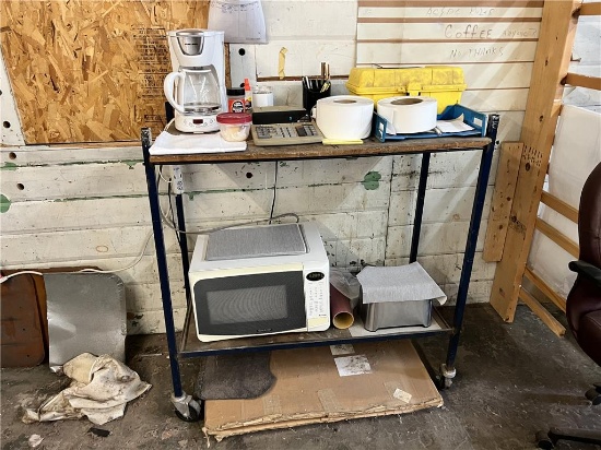 FLOOR 1: LOT: 2-COFFEE MAKERS, 2-SLICE TOASTERS, 2-MICROWAVES, ASSORTED KITCHEN UTENSILS,