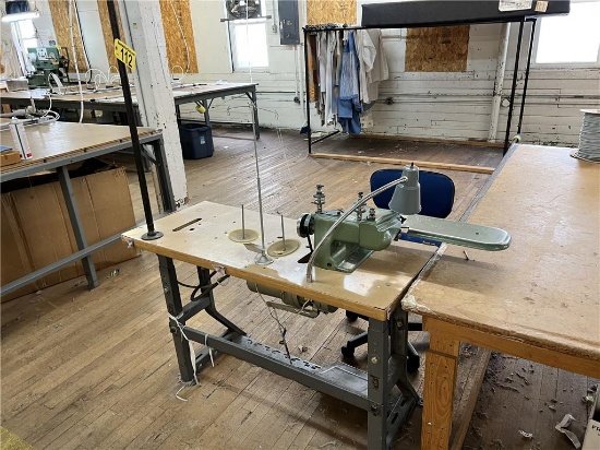 FLOOR 2: UNITED STATES BLIND STITCH 99-9-DP SEWING MACHINE STATION, 3PH, W/ CHAIR