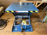 FLOOR 3: T&S EQUIPMENT SCTAB-2000 SCISSOR LIFT TABLE, MAX HEIGHT: 32