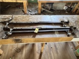 FLOOR 3: METAL BED FRAME, ADJUSTABLE SIZE FROM TWIN TO QUEEN