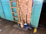FLOOR 3: CLEANING LOT: BROOMS, DUST PANS, DRY MOPS