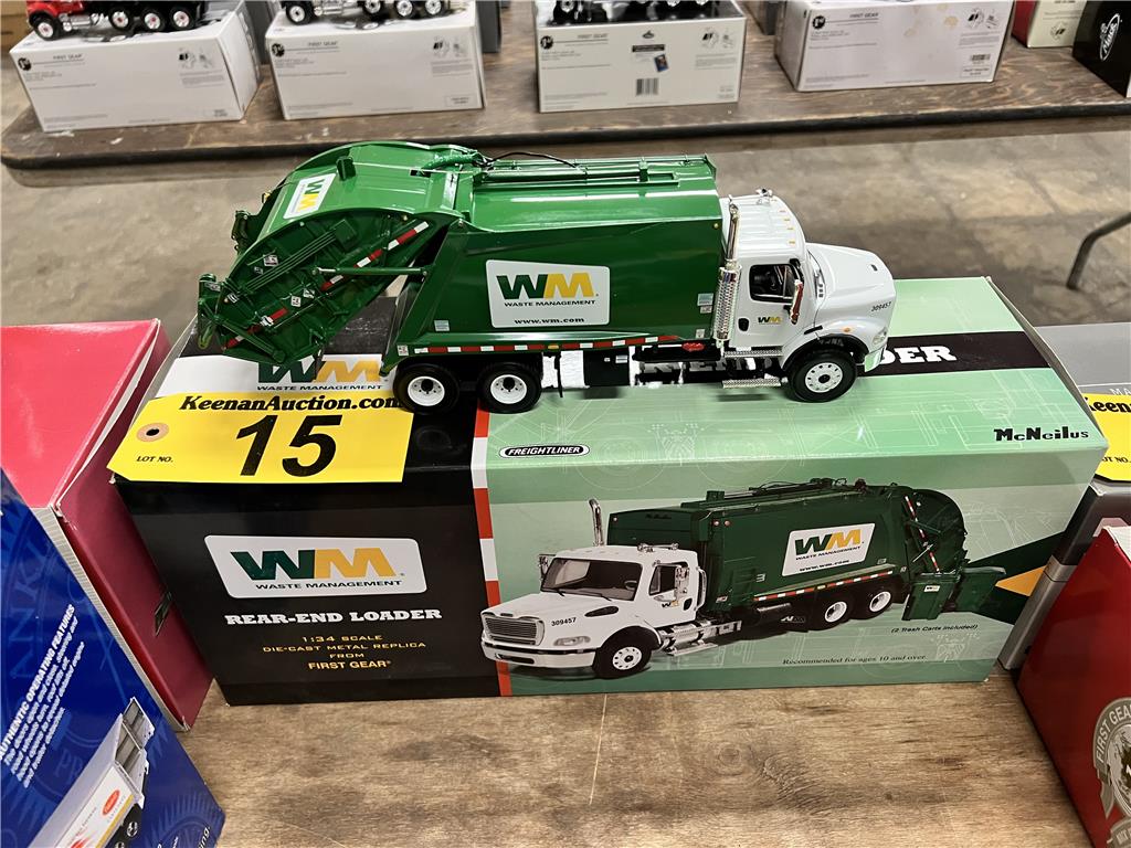 FIRST GEAR FREIGHTLINER WASTE MANAGEMENT REAR-END Proxibid