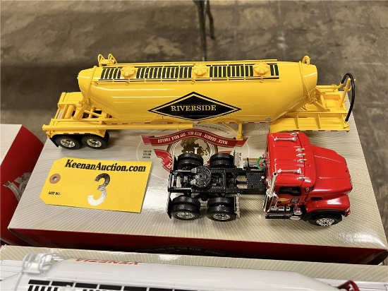 FIRST GEAR MACK GRANITE RIVERSIDE TRACTOR WITH HEIL DRY BULK TRAILER, 1:34 SCALE