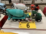 FIRST GEAR INTERNATIONAL PAYSTAR SKRAPITS CONCRETE TRACTOR WITH BRIDGE MASTER MIXER, 1:34 SCALE