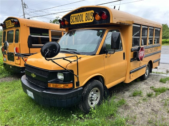 2014 CHEVY G33503 14-PASSENGER BUS, S/N:1GB0GZBA6E1171905, 85,634 MILES *TITLE DELAY*