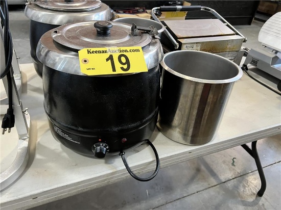 AVANTCO 11QT. SOUP WARMER WITH EXTRA INSERT