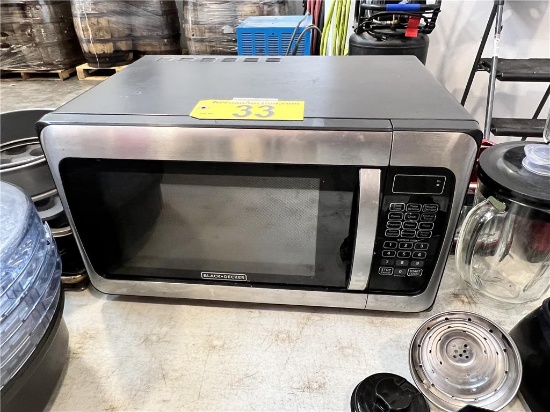 BLACK + DECKER 20" 1000-1500W MICROWAVE OVEN