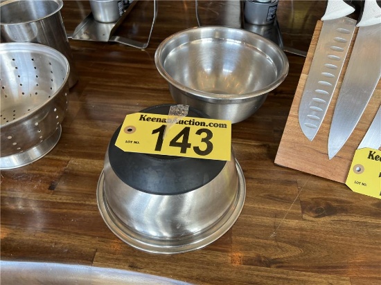 $BID PRICE X 2 - (2) STAINLESS STEEL MIXING BOWLS