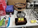 LOT OF ASSORTED WIRE & WOOD BASKETS