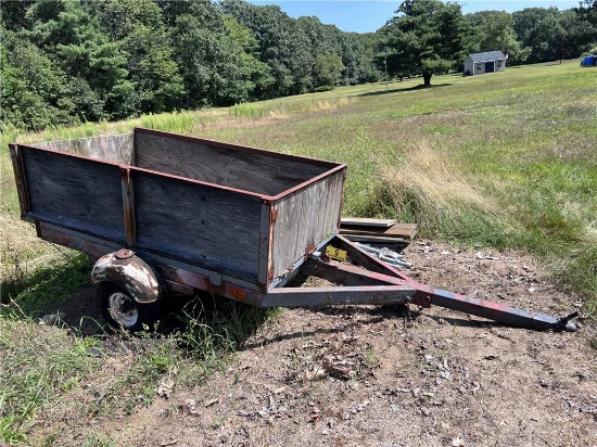 CUSTOM TILT UTILITY TRAILER, 81" X 44"