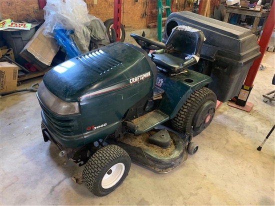 CRAFTSMAN GT3000 LAWN TRACTOR, HYDROSTATIC TRANSMISSION