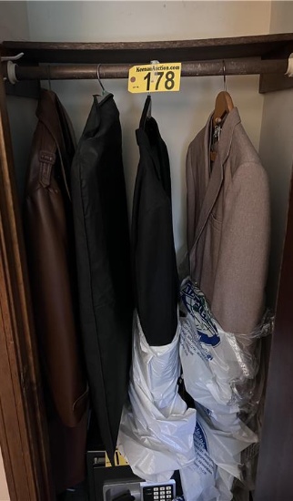 LOT: LEATHER LOOK SIZE 46 JACKET W/ (3) 2-PC SUITS, SIZES 50R & 44R