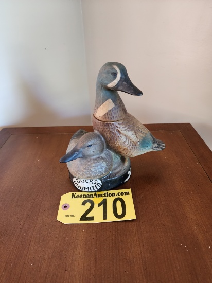 VINTAGE JIM BEAM DUCKS UNLIMITED COLLECTIBLE LIQUOR BOTTLE