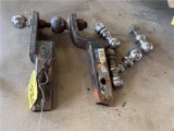 LOT: 2-RECEIVER HITCHES W/ 6-BALLS