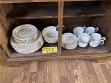 40-PC COVINGTON EDITION STONEWARE DISH SET, SERVICE FOR (8)