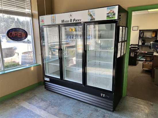 AVANTCO 3-DR SWING GLASS MERCHANDISER REFRIGERATOR