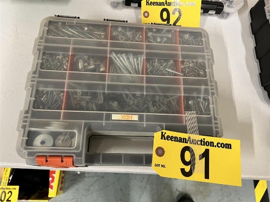 2-SIDED PARTS CASE W/ MACHINE SCREWS