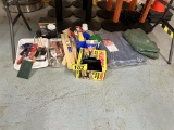 LOT: PAINT SUNDRIES, PACKING BLANKET, TARP, TRASH BAGS