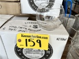 LOT: 8-GLASS DISPLAY BOWLS
