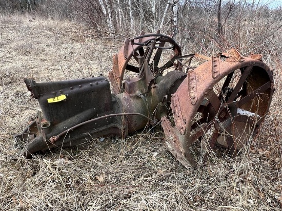ANTIQUE FORDSON TRACTOR, NO ENGINE