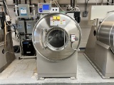 2016 MILNOR MODEL 36026V5Z V-SERIES 100LB. COMMERCIAL WASHER-EXTRACTOR, S/N: 161205431