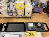 MILWAUKEE MA871 DIGITAL REFRACTOMETER