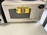 SHARP CAROUSEL 220KW MICROWAVE