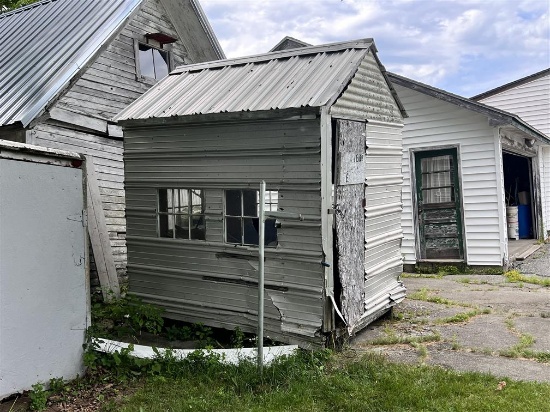 8'L X 6'W X 9.5'H ICE SHACK & CONTENTS: BOAT ANCHOR, CANNON DOWNRIGGER