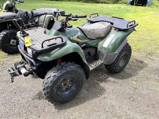 1999 KAWASAKI PRAIRIE AUTOMATIC 400 ATV, 412 HOURS, 1,029 MILES, 391-CC, MODEL KVF400-C1