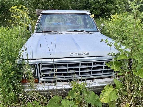 1982 DODGE RAM 250 2WD, REG CAB PICK-UP, 3.7-LITER, MANUAL, MILES: 90,587  VIN: 2B7JD24H4C32S288609