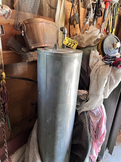 STAINLESS STEEL TANK
