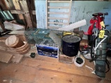 HOUSEHOLD LOT: 2-HAV-A-HEART TRAPS, ENAMEL STOCK POT, GOLF CLUBS, BAG & CART, DOUBLE RUNNER SLED