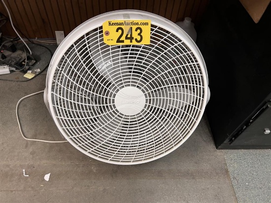 LASKO FLOOR FAN