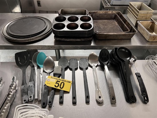 LOT OF 26-ASSORTED KITCHEN UTENSILS: SERVING SPOONS, SPOODLES, SPATULAS