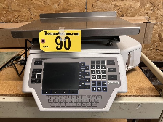 HOBART QUANTUM P1 30LB COMMERCIAL PRICE COMPUTING SCALE W/ LABEL PRINTER. NOT IN SERVICE