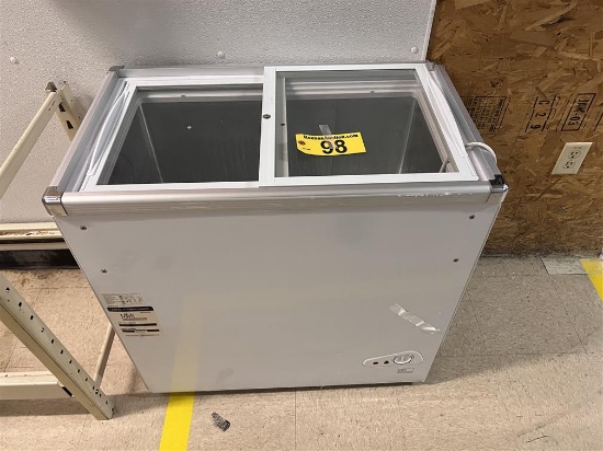 Mmi XS-160YX SLIDE TOP SPOT COOLER MERCHANDISER, 5.65 CU.FT.