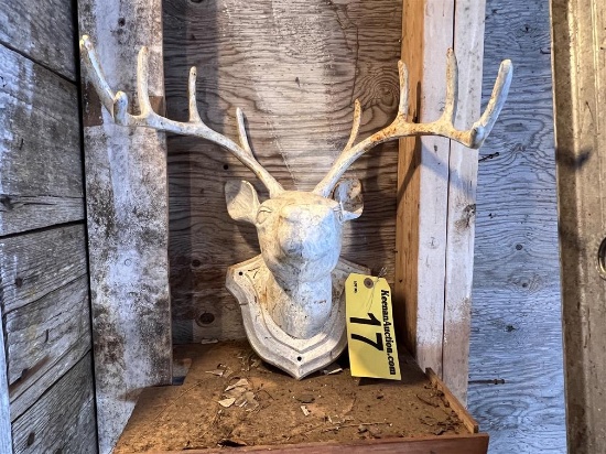 CAST IRON DEER MOUNT