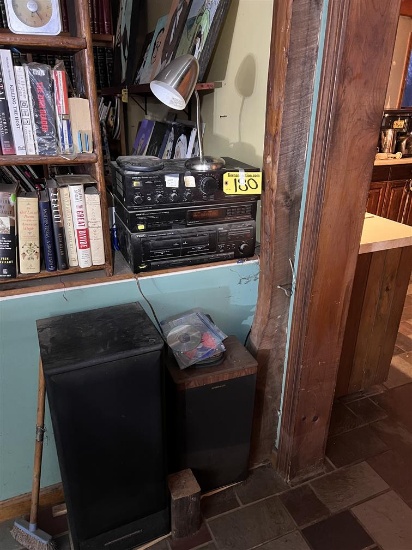 AUDIO LOT: ONKYO STEREO AMP, ONKYO STEREO RECEIVER, TEAC CASSETTE PLAYER, 2-SPEAKERS