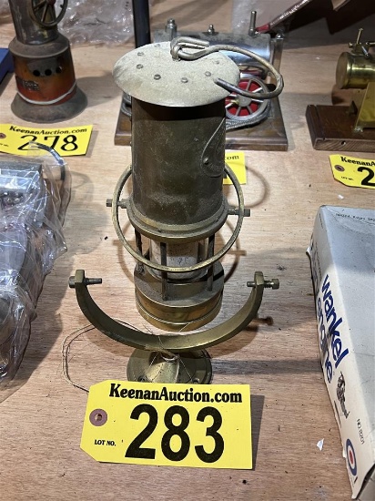 VINTAGE WEEMS & PLATH YACHT LAMP