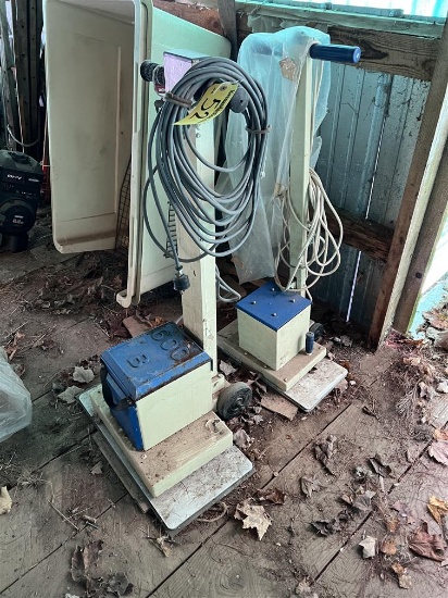 LOT: 2-FLOOR MACHINES
