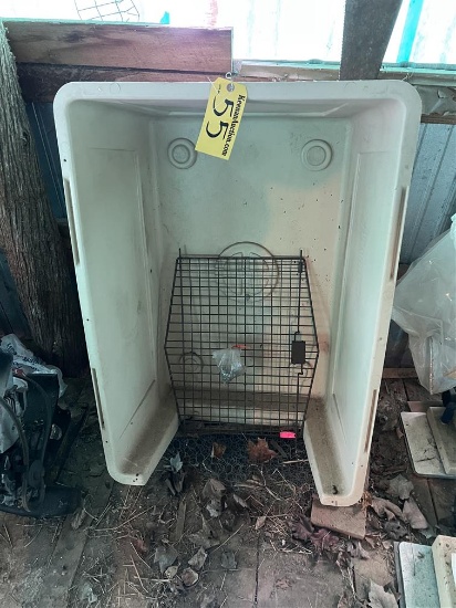 LARGE DOG KENNEL