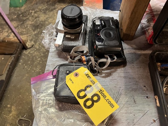 LOT: CANON TX & PENTAX CAMERAS W/ FLASH ATTACHMENT
