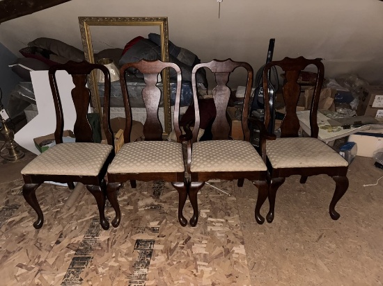 LOT: 6-PC CHERRY FURNITURE SET: 4-DINING CHAIRS, SIDE TABLE & DINING TABLE