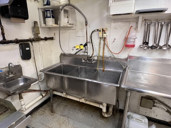 3-COMPARTMENT S/S SINK W/ SPRAY NOZZLE, 55"W