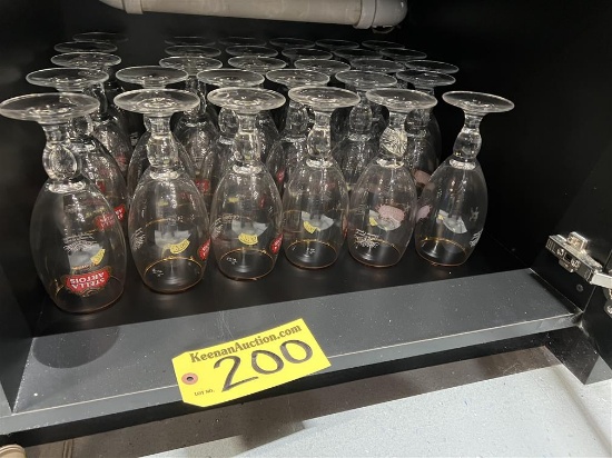 BID PRICE X 30 - (30) STELLA ARTOIS FOOTED PILSNER GLASSES