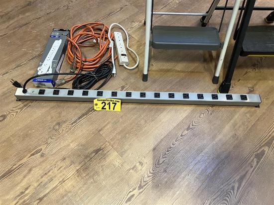 LOT: EXTENSION CORD, 4' POWER STRIP, 2-POWER STRIPS