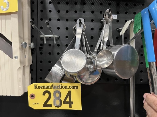LOT OF 14-ASSORTED SIZE MEASURING CUPS