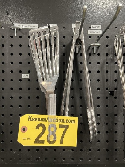LOT OF 6-ASSORTED KITCHEN UTENSILS: 4-SPATULAS, 2-TONGS