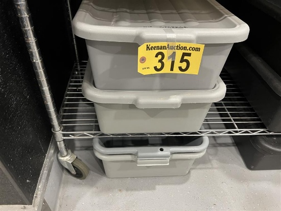 BID PRICE X 4 - (4) GRAY BUS TUBS W/ 2-LIDS